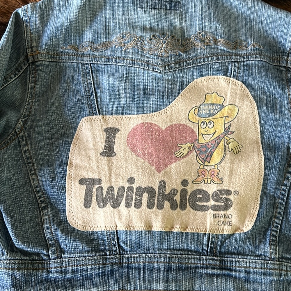 Upcycled jean jacket - Picture 7 of 7